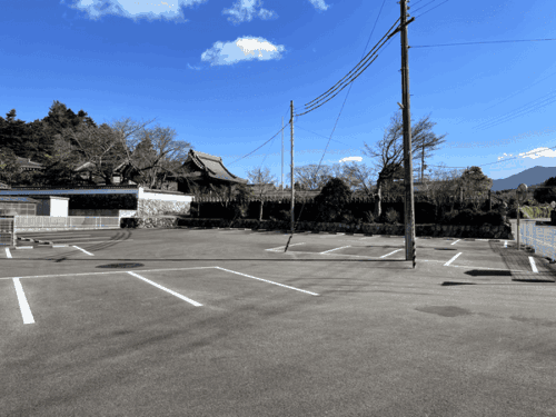 櫟野寺の駐車場①