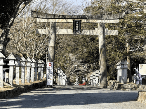 大鳥神社の一の鳥居の写真
