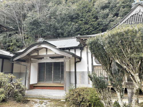 息障寺の阿弥陀堂の写真