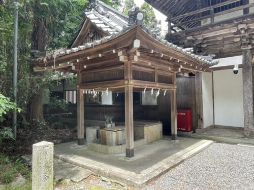 柏木神社の手水舎の写真